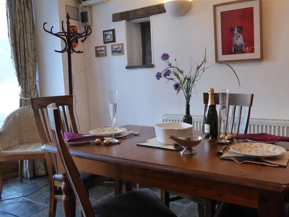 Dee Valley Cottages Llangollen Esterno foto