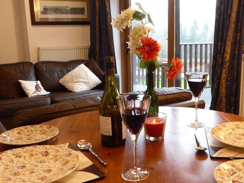 Dee Valley Cottages Llangollen Esterno foto